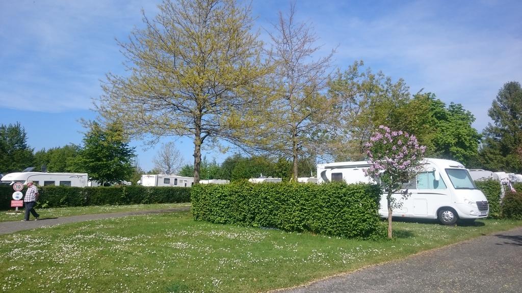 Camping De La Miniere Forges-les-Eaux Eksteriør bilde